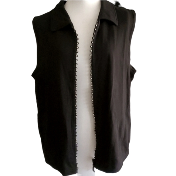 DISTINCT  Vest - Picture 2 of 4